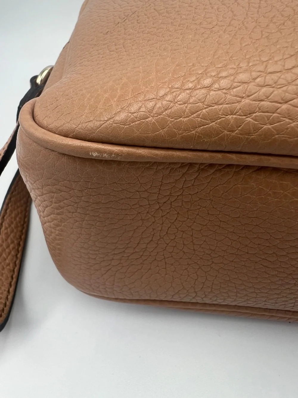 GUCCI Pebbled Calfskin Small Soho Disco Bag Preloved